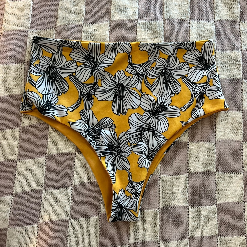 Billabong High-Waisted Yellow Floral Bikini Bottoms